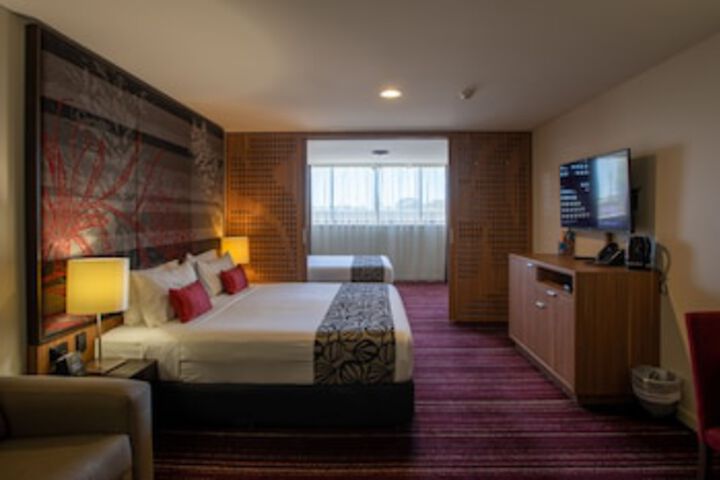 Room 97 of 237