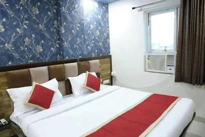 Room 6 of 20