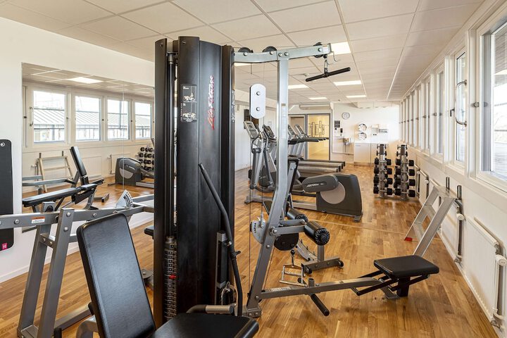 Health and Fitness 35 of 48