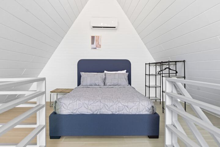 Room 38 of 391