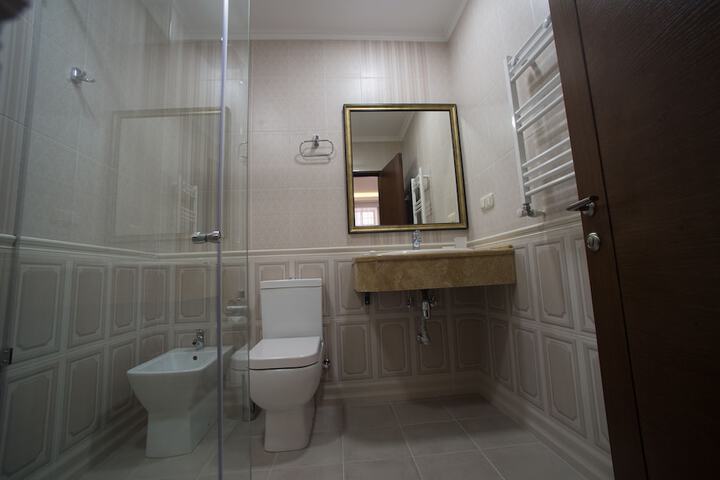 Room 29 of 47