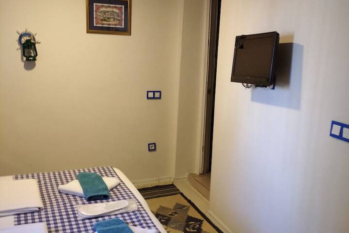 Room 15 of 31