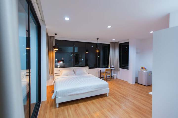 Room 29 of 52