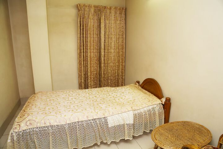 Room 2 of 24