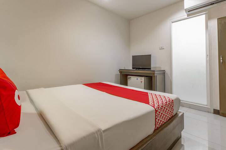 Room 21 of 40