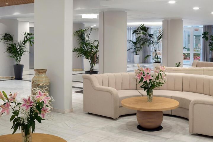 Lobby Entry