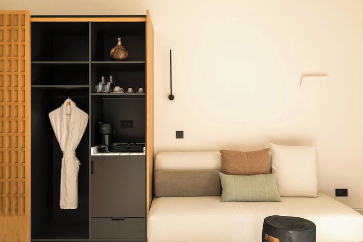 Room 21 of 130