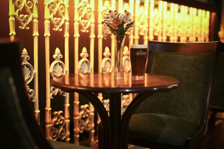 Lounge 56 of 63