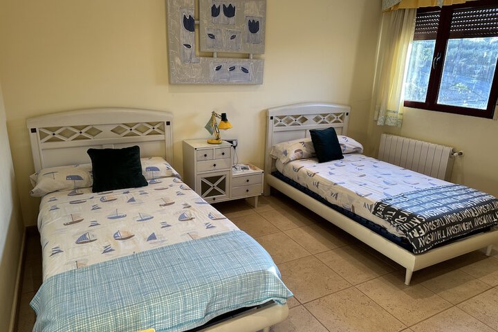 Room 30 of 165