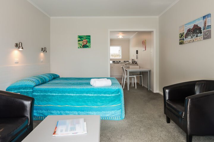 Room 8 of 64