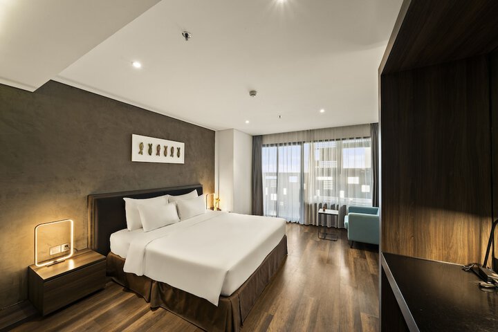 Room 25 of 80