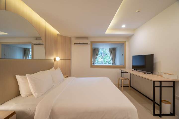 Room 29 of 63
