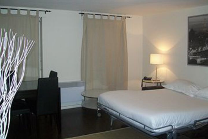 Room 15 of 71