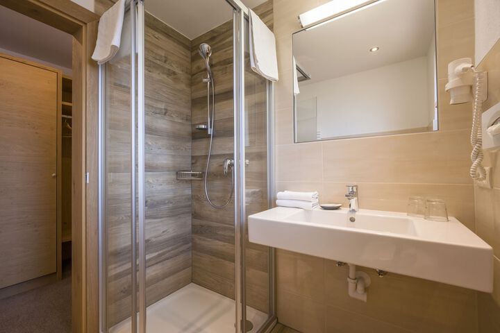 Clean Restrooms