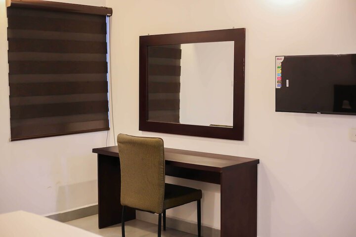 Room 16 of 24