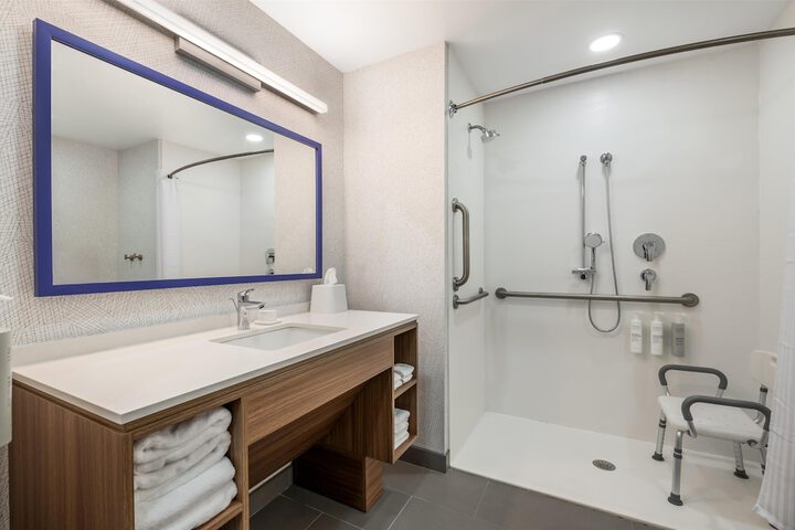Bathroom shower