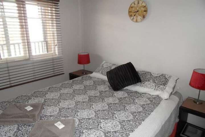 Room 4 of 43