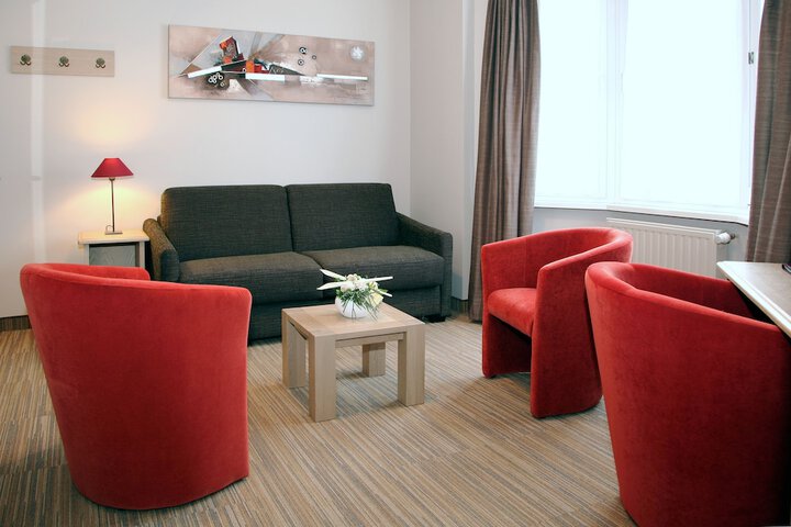 Room 15 of 47