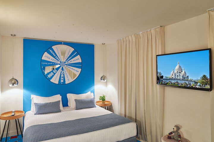 Room 13 of 60