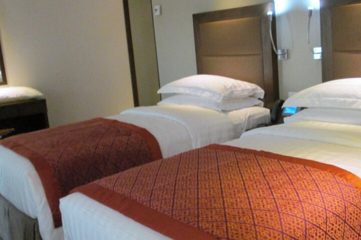 Room 22 of 86