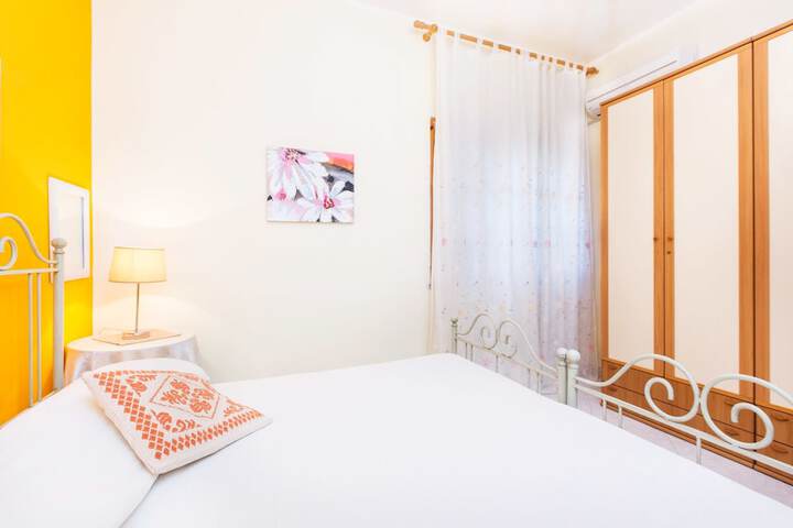 Room 15 of 39