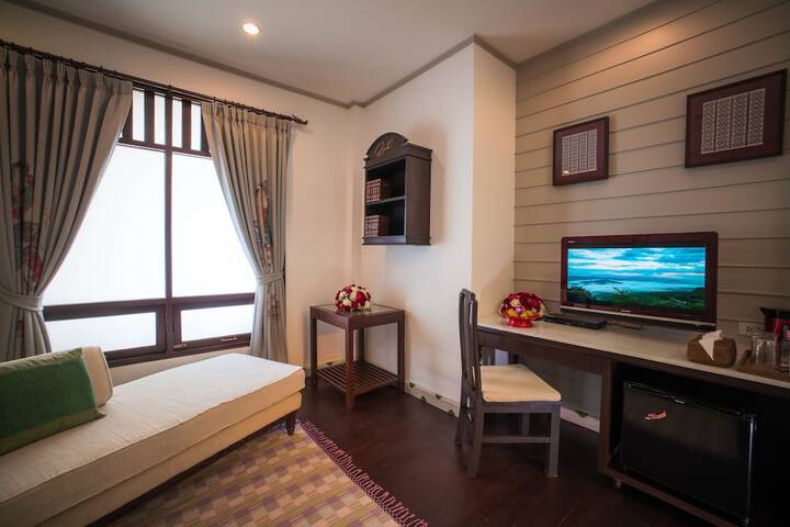 Room 15 of 62