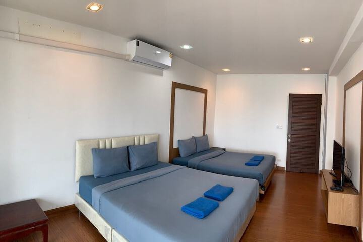 Room 41 of 263