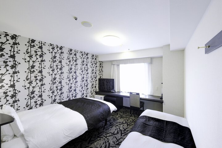 Room 14 of 43