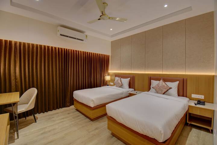 Room 14 of 49