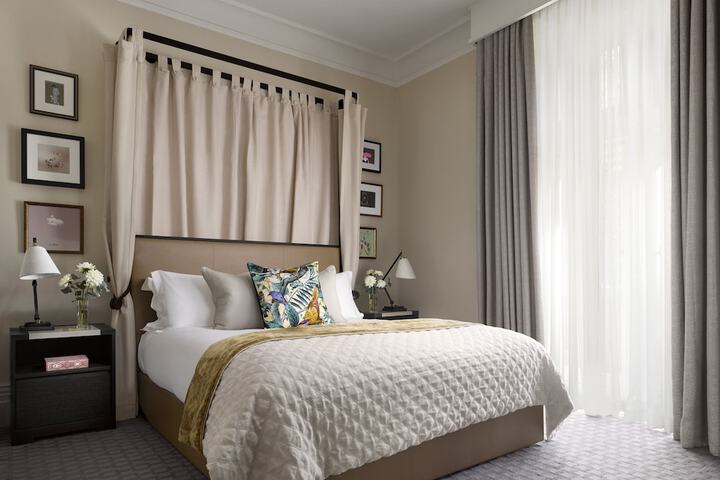 Room 30 of 224