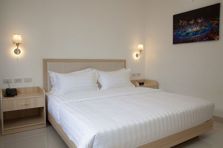 Room 12 of 88