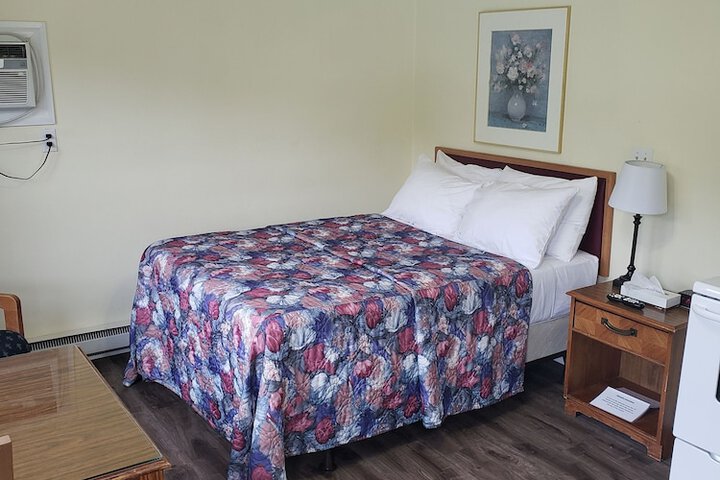 Room 14 of 23