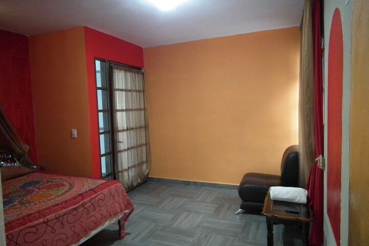 Room 6 of 36