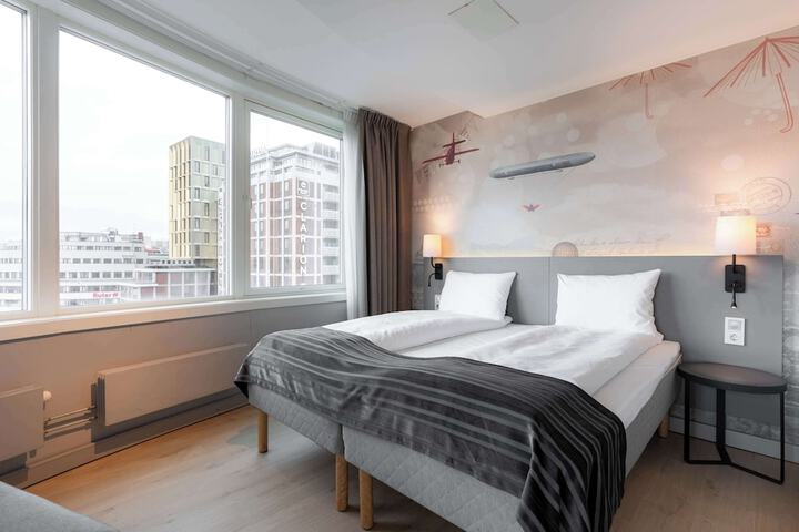 Room 21 of 55