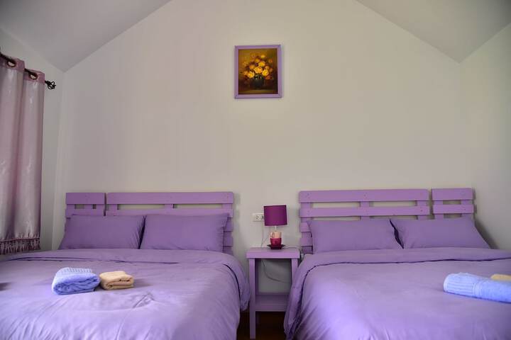 Room 10 of 37