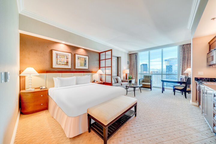 Room 51 of 103