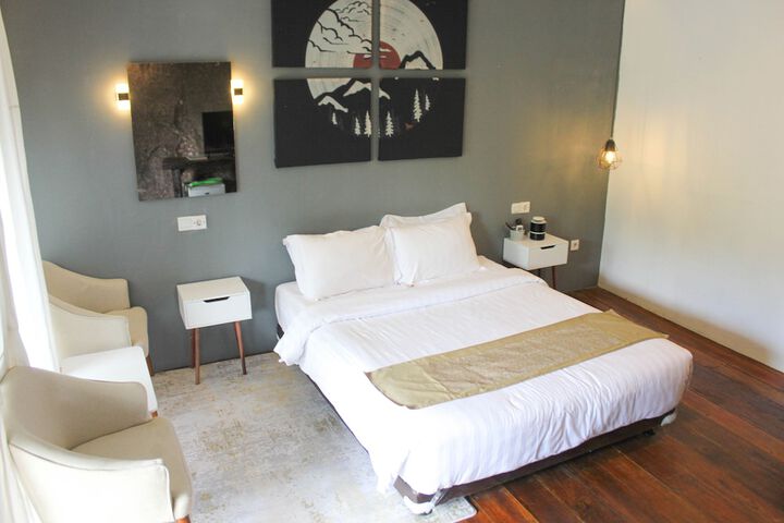 Room 11 of 56