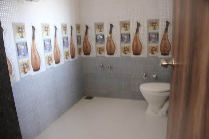 Room 29 of 53