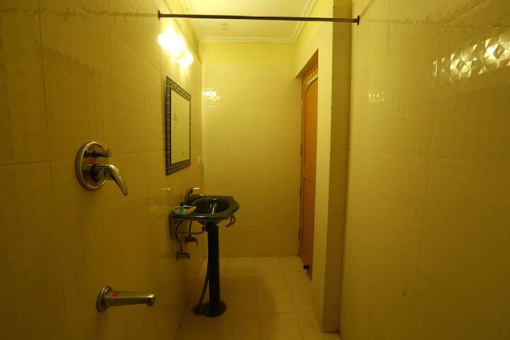 Room 30 of 52