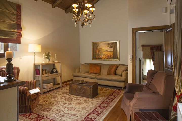 Room 10 of 35