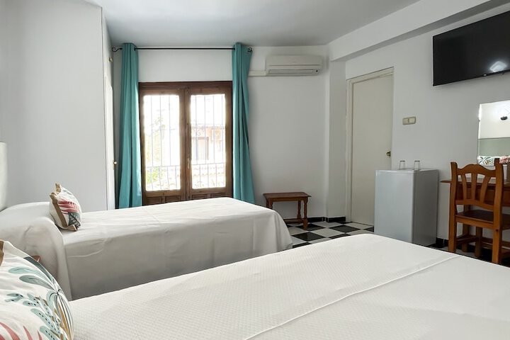 Room 19 of 48