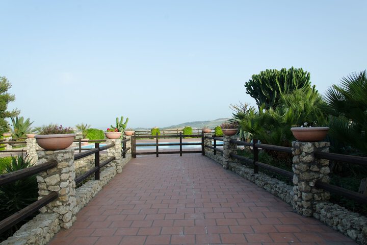 Pool 79 of 130