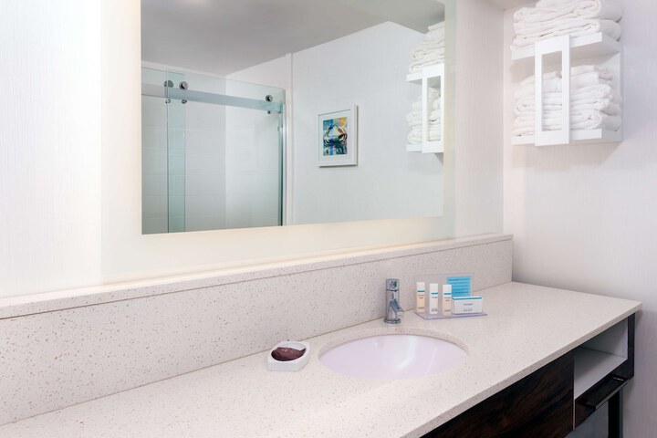 Bathroom shower