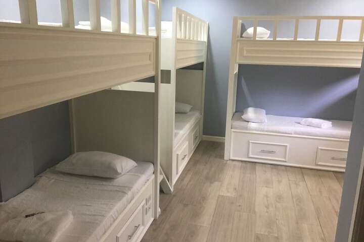 Room 15 of 41