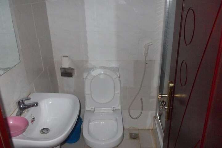 Room 10 of 41