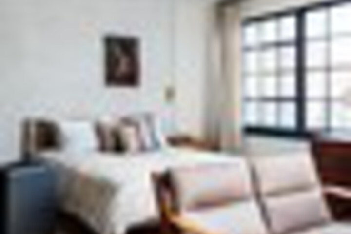 Room 20 of 138