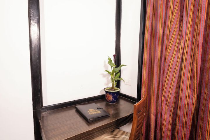 Room 76 of 181