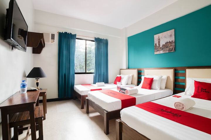 Room 3 of 35