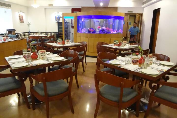 Dining Photos