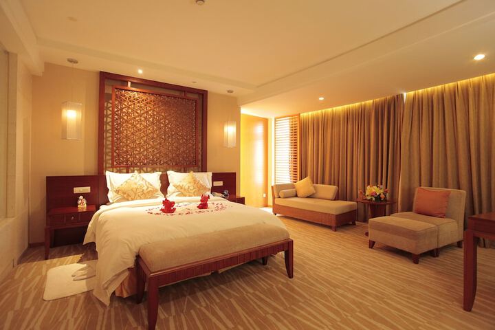 Room 5 of 45